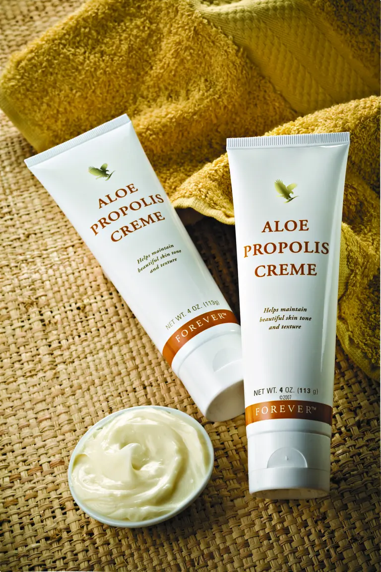 Aloe Propolis Creme by Forever Living: Benefits, Ingredients & Who It's Best For